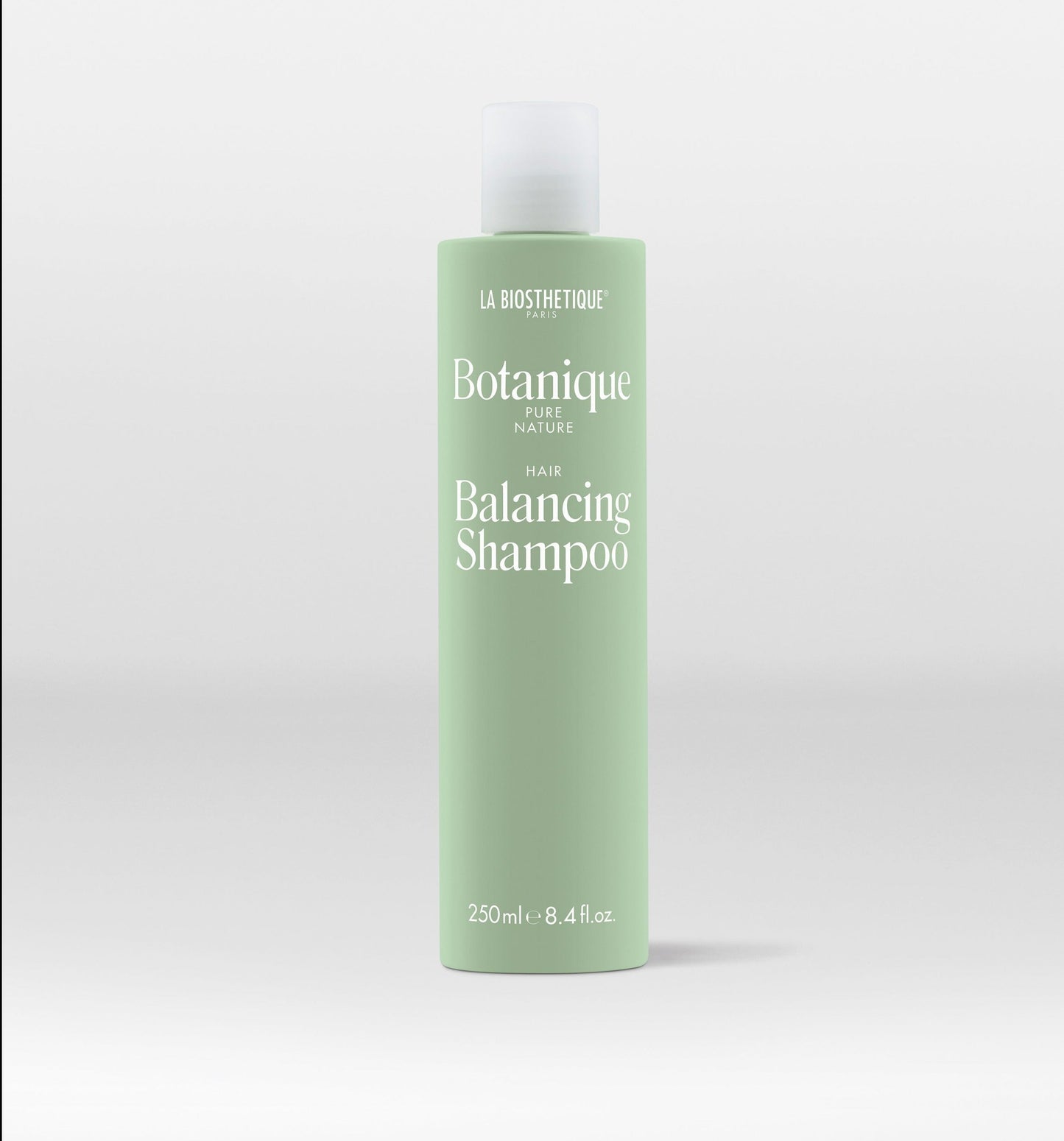 Parukapood-balanseeriv-niisutav-rahustav-vegan-looduslik-parabeenivaba_sulfaadivaba-La-biosthetic-Hair_Botanique-Balancing_Shampoo