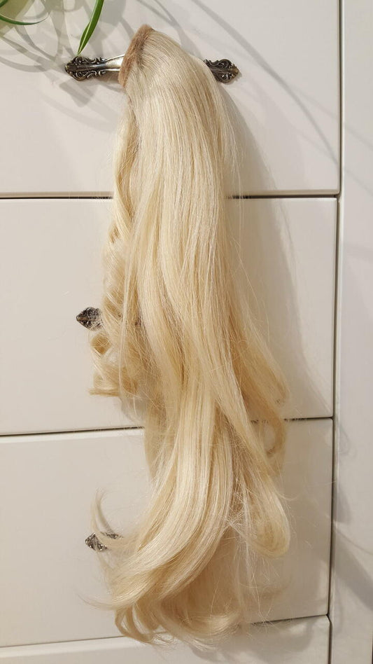Parukapood_juukselisa_ponytail-sinjoon_hobusesaba-lokkis-ponisaba-L22