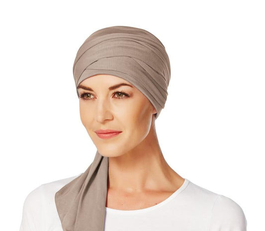 Parukapood_kemoteraapia_peakatted_alopeetsia_abivahendid-Mantra-pambus-viskoos-turban1